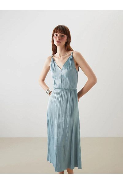 LC Waikiki LCWAIKIKI Rochie clasică din satin cu bretele cu decolteu în V (S5)