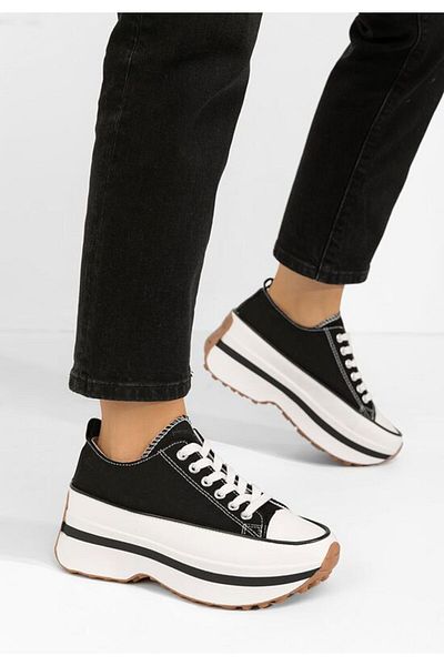 B T Shoes Black Cathleen platform sneakers