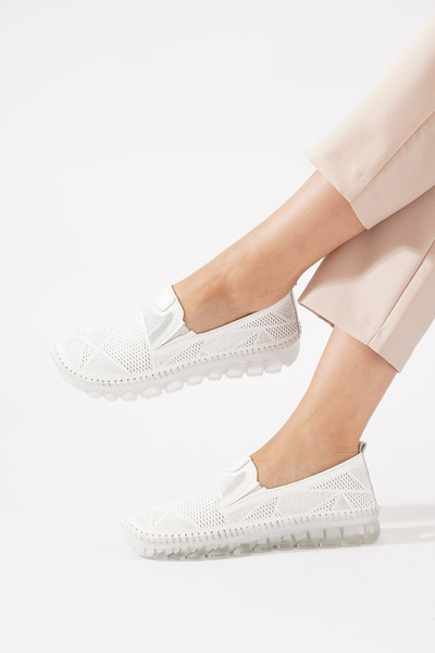 Himushe حذاء رالب تابان ديكر ليزر نسائي من الجلد الطبيعي باللون الأبيض