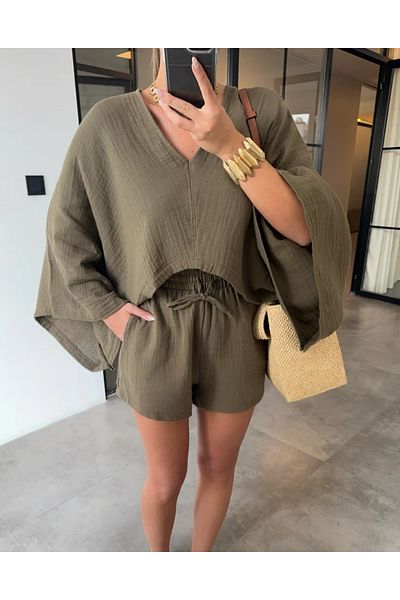 nidistore Women's Khaki Muslin Fabric Bat Sleeve Shorts Set