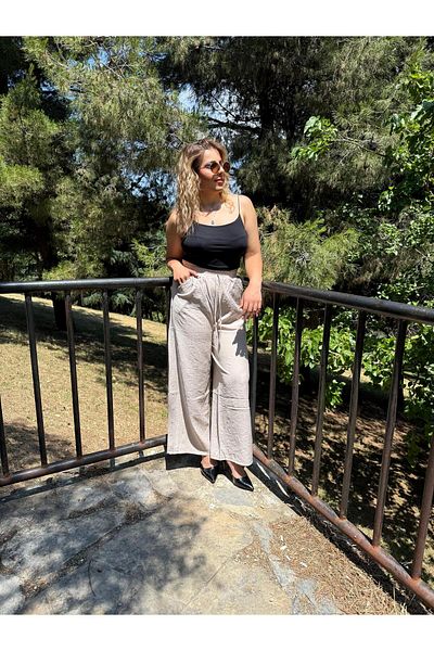 Dea Dessi Strawberry Fabric Elastic Waist Pocket Wide Leg Trousers
