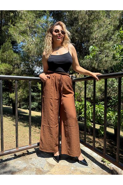 Dea Dessi Strawberry Fabric Elastic Waist Pocket Wide Leg Trousers