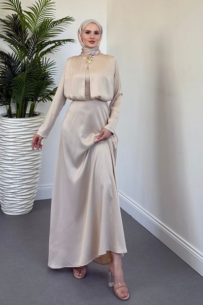 MERVEN AKYÜZ Elizan Buckle Satin Evening Dress Cream