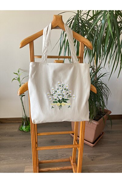 dogga design حقيبة مطرزة بنقشة ديزي