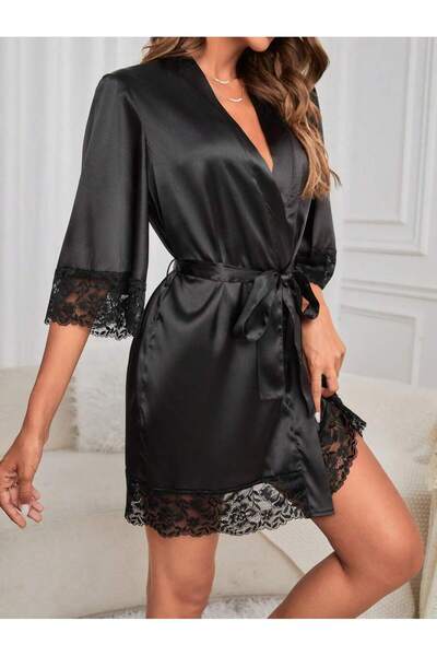 Jermo Γυναικεία κοντή σατέν ρόμπα με λεπτομέρεια από δαντέλα στις μανίκια και τη φούστα, κομψή και κομψή με ζώνη