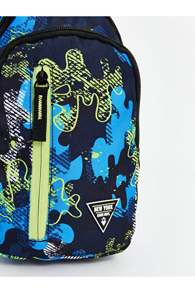 LC Waikiki Baskılı Erkek Çocuk Göğüs Çantası