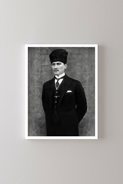 epiqart Mustafa Kemal Atatürk - White Frame