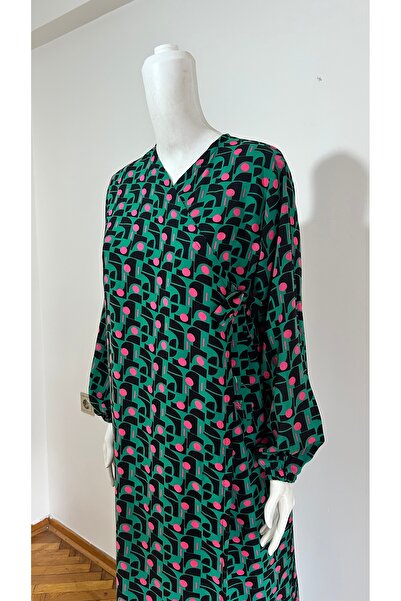 GİZGİYİM Yeşil Desenli Viskon Yandan Bağlamalı Namaz Elbisesi Büyük Beden