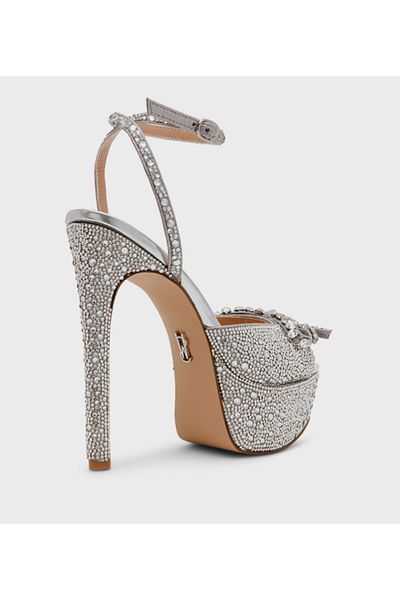 Steve Madden Trendy Women’s Sandals that Made for Every Moment