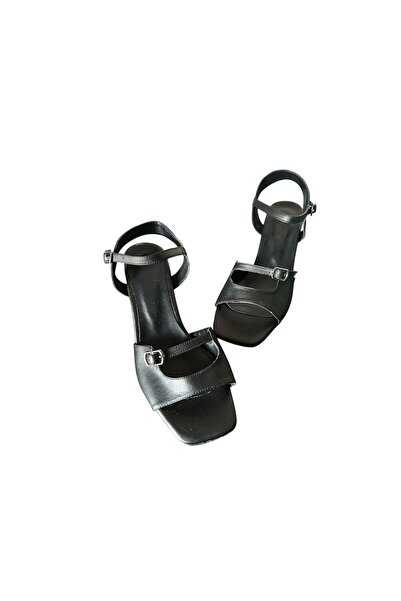 bescobel Kadın Henma Siyah Alçak Topuk Sandalet 5 Cm