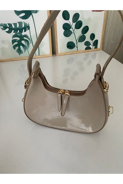 Petek Collection Patent Leather Baged Beige Bag