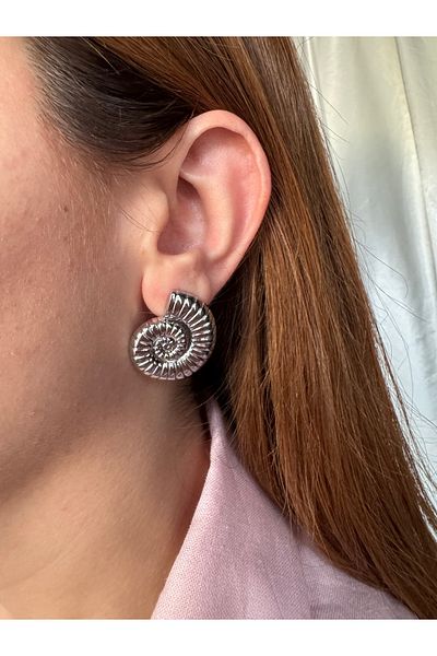 Petra Jeweils Silver Earrings with Sea Shells