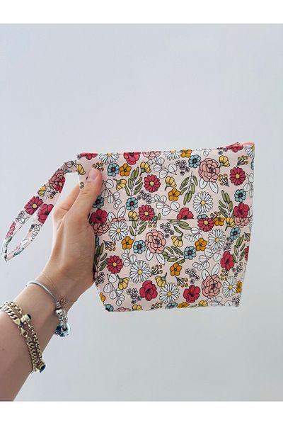 White Alamode Flower Patterned Zippered Multi-Purpose Handbag