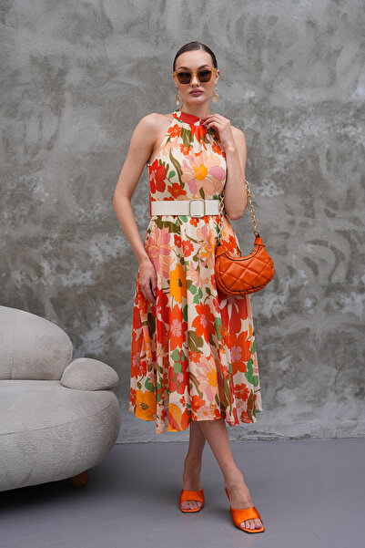 Marjinal Halter Yaka Çiçekli Elbise