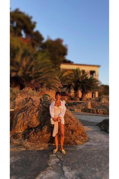 Eataly Shoes Yellow Women's Slippers with Accessory Detail Window