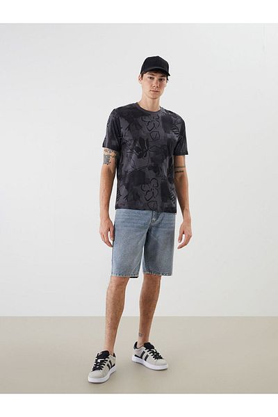 LC Waikiki New Season Crew Neck εμπριμέ χτενισμένο βαμβακερό ανδρικό Tisort - S5QB28Z8