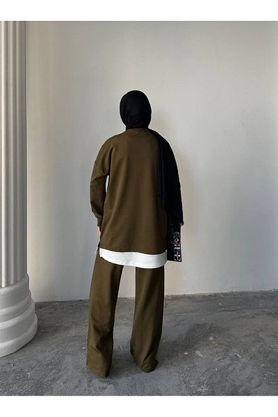 sportiness Σετ φόρμας oversize από ύφασμα με δύο κλωστές με γαρνιρισμένο λουράκι και λεπτομέρεια σχισμής