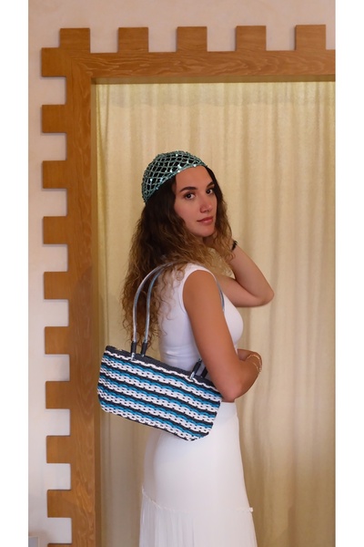 Boutiquehaki Cossy Mavi Çizgili Hasır Çanta