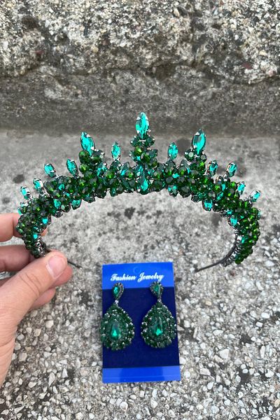 Hobigram Thalia Crown Drop Shuttle Earring Set Green – Sparkling Evening Dress Accessory with Stones for Bridal Henna Wedding