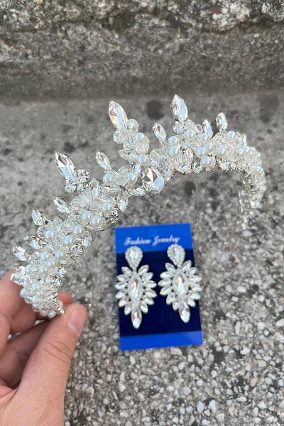 Hobigram Thalia Crown Thin Shuttle Earrings Set Silver – Sparkling Evening Dress Accessory with Stones for Bridal Henna Wedding