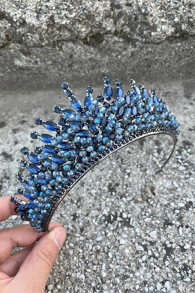 Hobigram Daisy Stone Bridal Tiara – Navy Blue Henna Wedding Crown Model, Hair Accessory