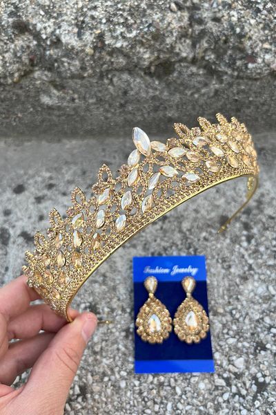Hobigram Amara Gold Crown and Drop Shuttle Earring Set – Sparkling Evening Dress Bridal Set