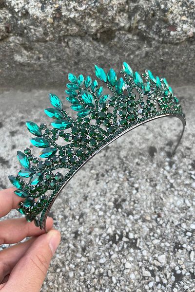 Hobigram Madeline Green Evening Dress Crown – Wedding Henna Engagement Crown with Stones, Bridal Accessory Model