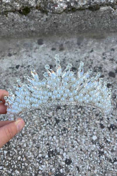 Hobigram Daisy Stone Bridal Tiara – Henna Wedding Crown Model with Cream Pearls, Shiny Hair Accessory