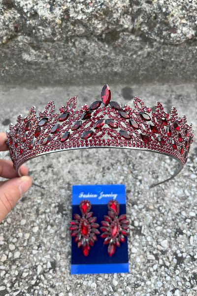 Hobigram Amara Burgundy Crown and Thin Shuttle Earring Set – Sparkling Evening Dress Bridal Set