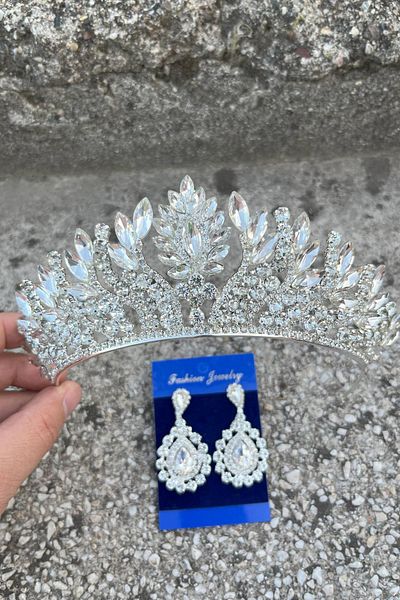 Hobigram Madeline Bridal Set – Silver Crown and Drop Shuttle Earrings Set, Henna Wedding Accessory