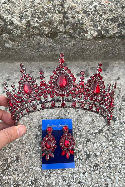 Hobigram Eveline Burgundy Crown Three Shuttle Earring Set – Henna Engagement Wedding Evening Dress Accessory Set