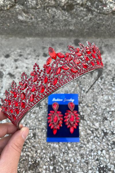 Hobigram Amara Red Crown and Thin Shuttle Earrings Set – Sparkling Evening Dress Bridal Set