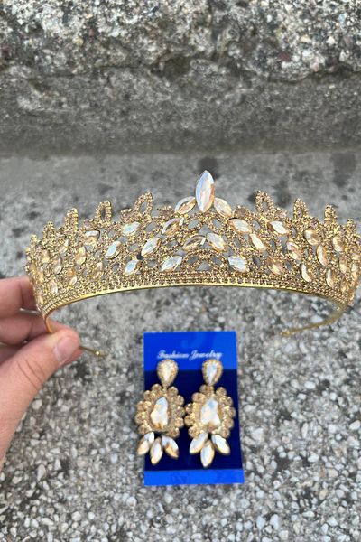 Hobigram Amara Gold Crown and Three Shuttle Earring Set – Sparkling Evening Dress Bridal Set