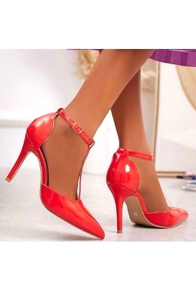 Om Women's Fermina Red Shoes