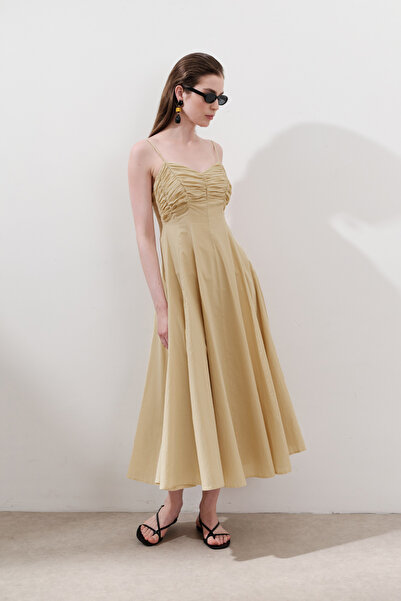 Manuka BÜZGÜ DETAYLI ASKILI ELBİSE PASTEL SARI