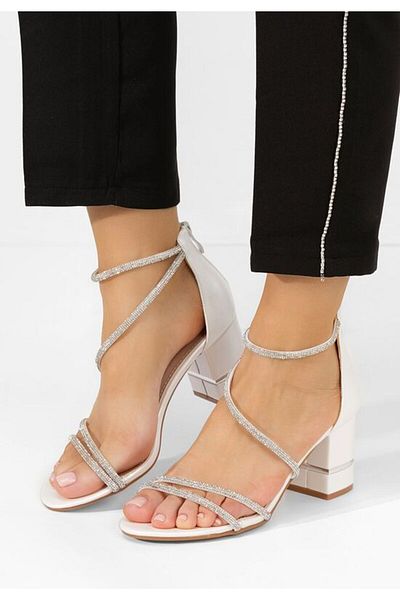 B T Shoes Sandale cu toc gros Kathey albe