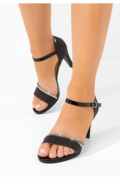 B T Shoes Women's black Lakenya heeled sandals