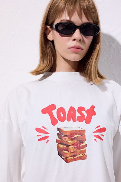 Manuka TRIOU IMPRIMAT CU MANE SCURTĂ TOAST