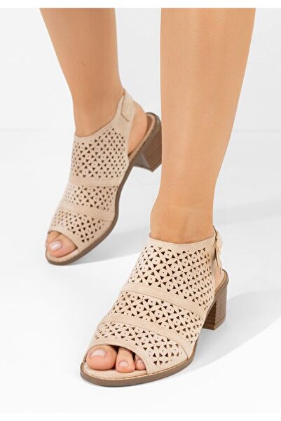 B T Shoes Sandale cu toc mic Skarlet bej