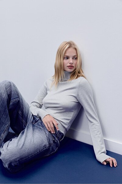 Stradivarius Basic balıkçı yaka örgü kazak