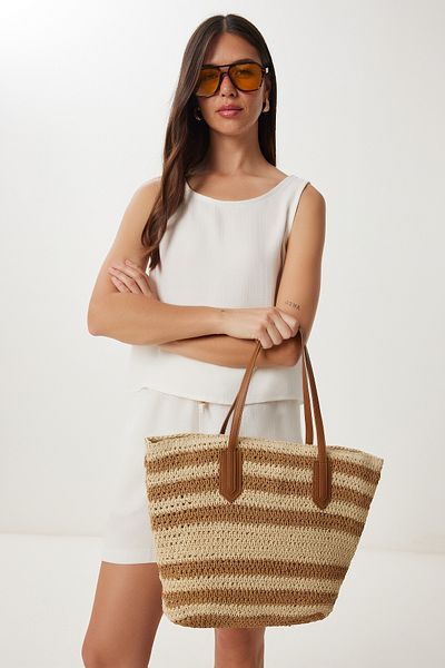 Lovelyİstanbul Contrast Transitional Straw Shoulder Bag