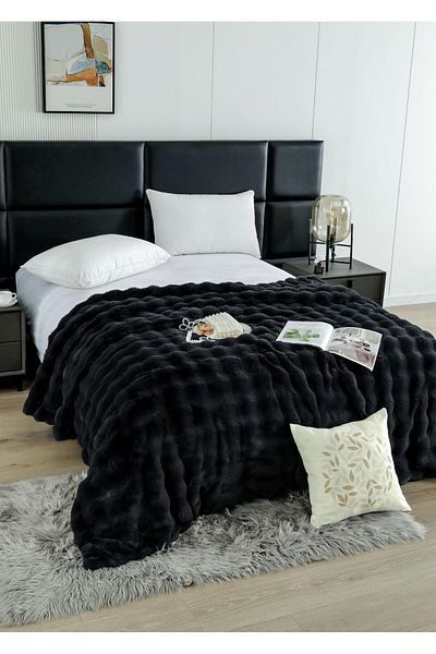 FIONNA.RO Rabbit Faux Fur Blanket With Zipper - Black