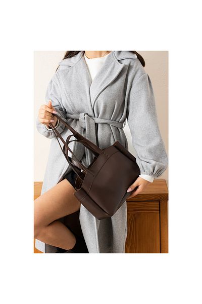 Rivina Women's Handbag and Shoulder Bag with Magnet Cover and Wallet Detail
