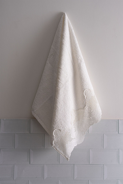 Nazik Home Рушник для обличчя з вишивкою ірису (50 x 90 см)