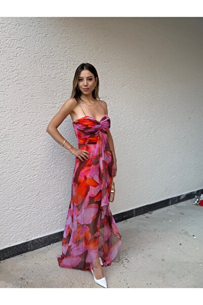 Bahar ince askılı yırtaç detaylı elbise