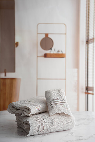 Nazik Home Рушник з вишивкою ірису (30 x 50 см)