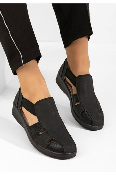 B T Shoes Grazyna women's black espadrilles