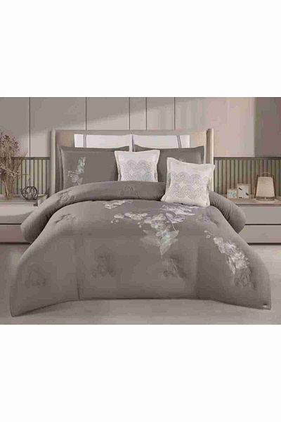 XI DUO A luxurious embroidered royal double bedspread to give you beauty and elegance to your room, made of microfiber, size 240*260 cm