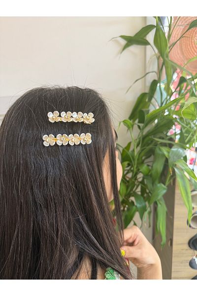 PONÇİK ACCESSORİES مشبك جانبي مزدوج مزين بالزهور