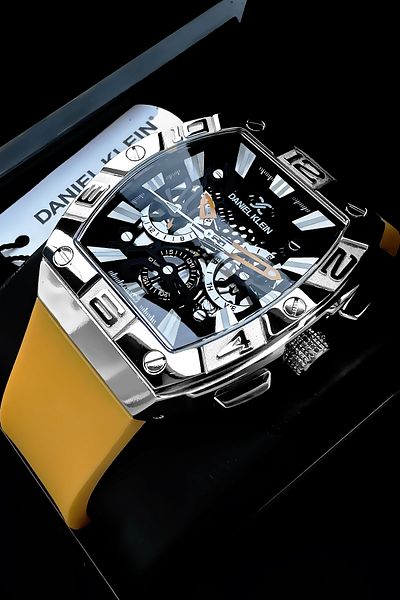 Daniel Klein Exclusive Rectangle Men Wristwatch Waterproof Yellow Color Silicone Cord Gift Wristband Dke2139C4